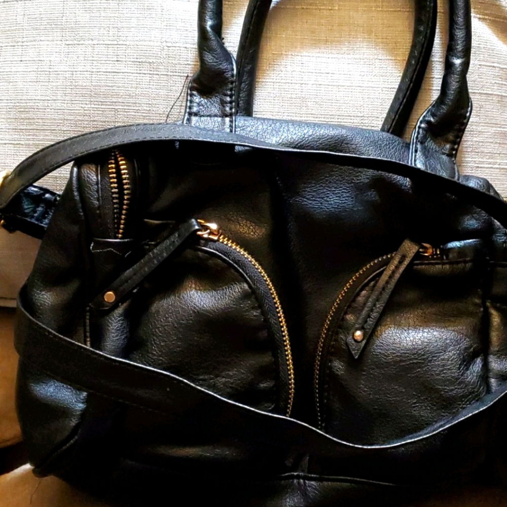 Leather handbag